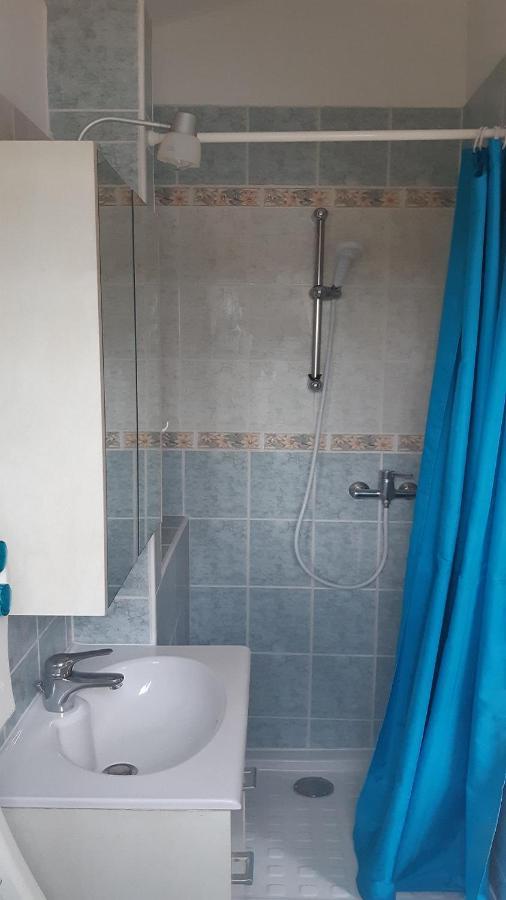 Maisonnette Au Pied De La Garrigue Villa Bernis Kültér fotó