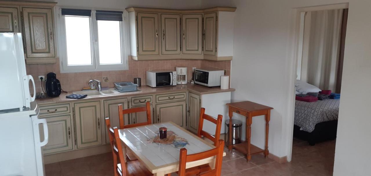 Maisonnette Au Pied De La Garrigue Villa Bernis Kültér fotó